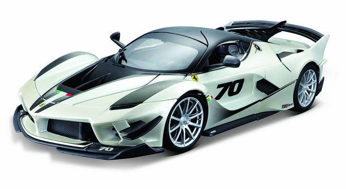 BBURAGO - Bburago 1:18 Ferrari TOP  FXX-K EVO No.70 (white/black)