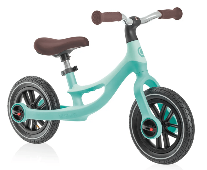 GLOBBER - odrážedlo GO BIKE ELITE AIR- MINT