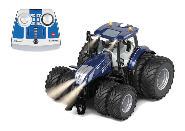 SIKU - Control - Bluetooth New Holland T7.315 s dvojitými koly a dálk. ovladačem 6730