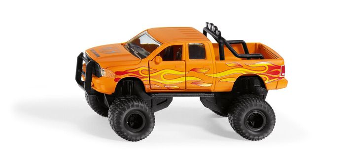 SIKU - Super - RAM 1500 se sundavacími pneumatikami, 1:50